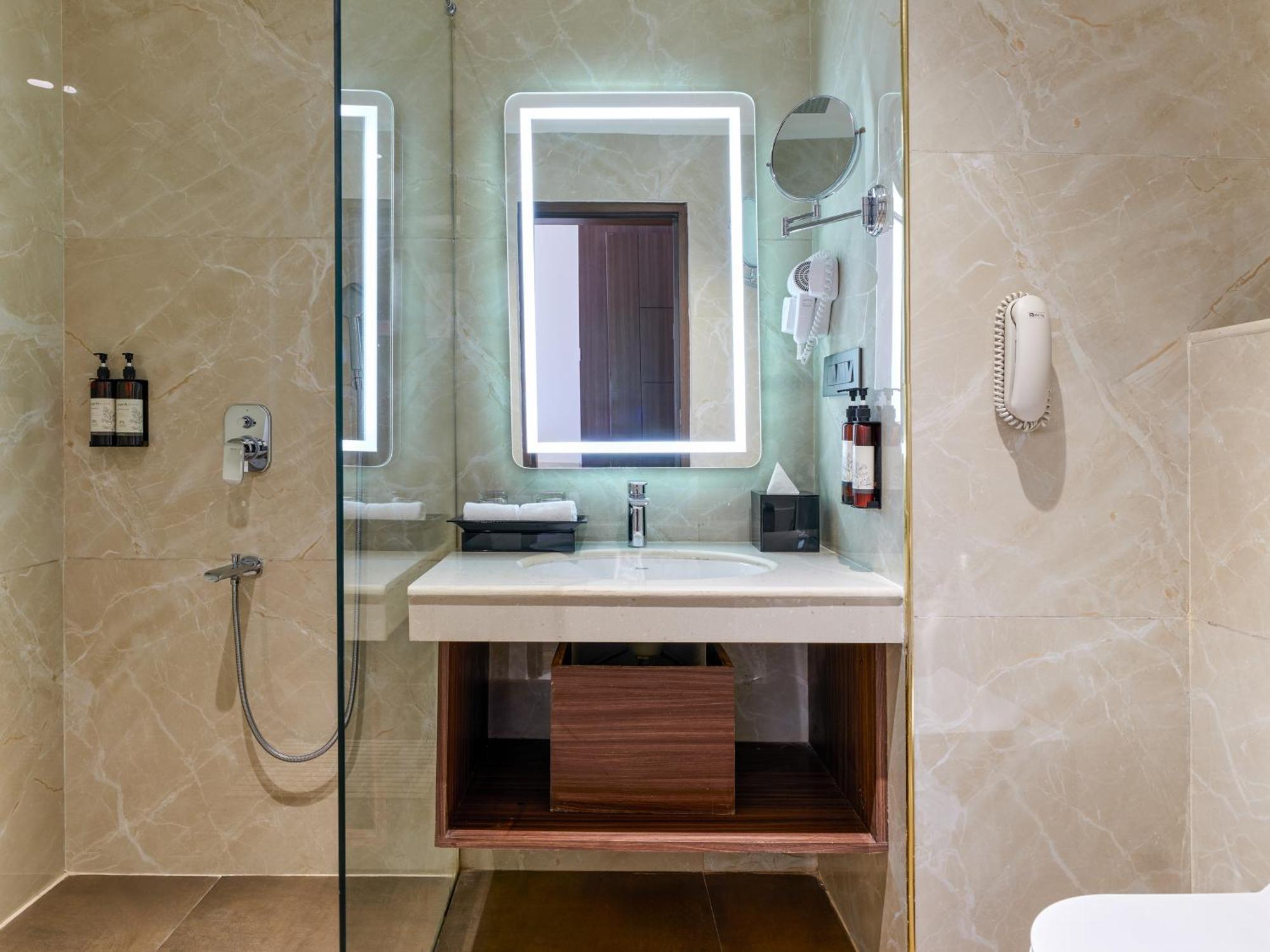 Regenta Place Gwalior Exterior foto